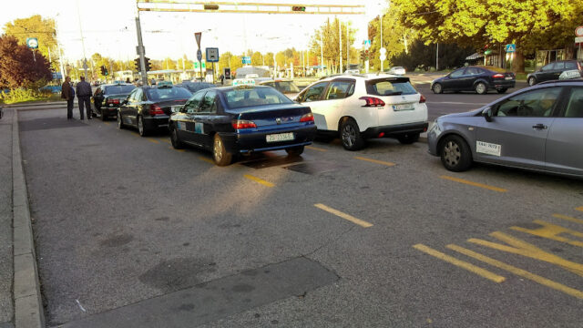 Taxi Stajaliste “Dubrava”