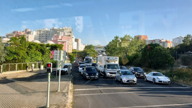 Auto Táxis Arrabalense, Lda.