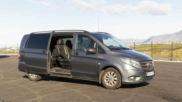 Airport Shuttle Iceland by Snæland Travel