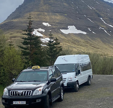 Taxi/Local Guide BsTours Ísafjördur