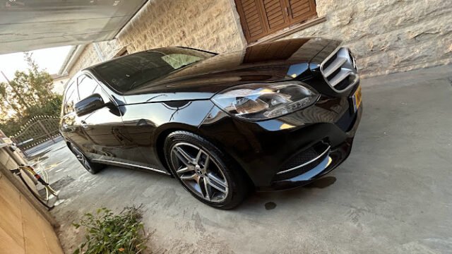 Ioannis TAXI services