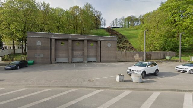 Veiverių g. 30 Parking