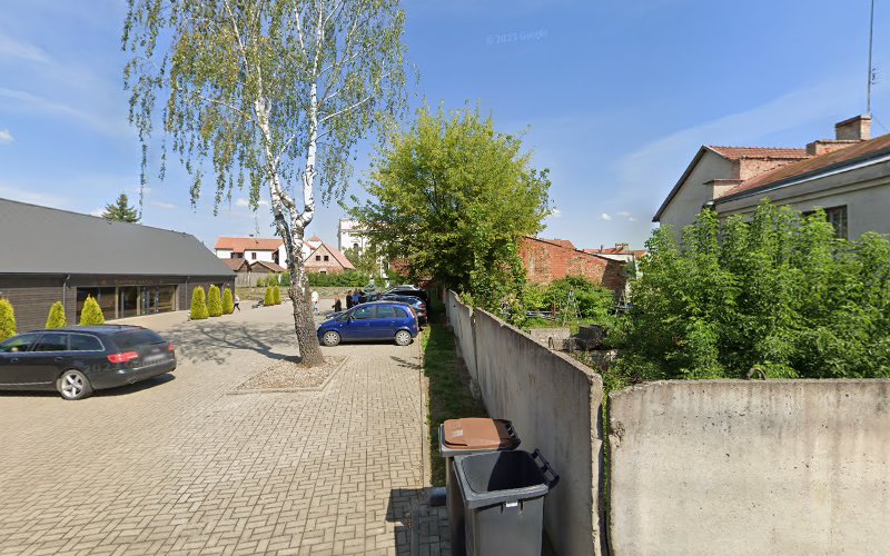 thumbnailpanoidhev_7TyujuVOWGQoMlVEfgcb_clientsearch.gws-prod.gpsw800h500yaw37.662983pitch0thumbfov100.jpeg