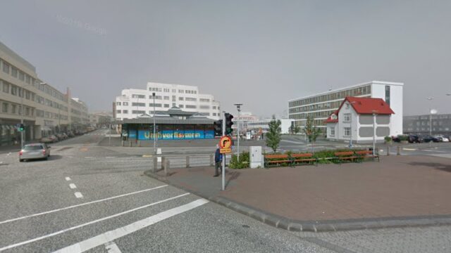 Taxi stand
