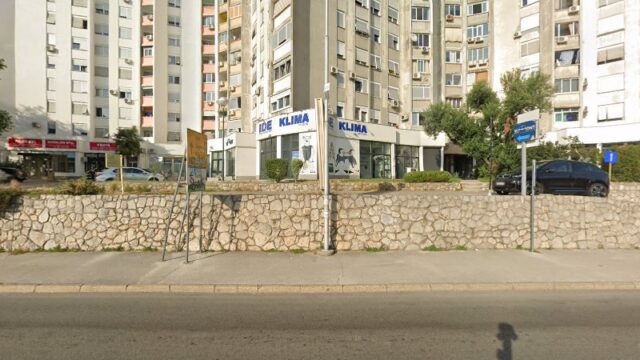 TAXI OBRT ADRIA, ANTUNA BARCA 3C VL.JURICA RAVLIĆ