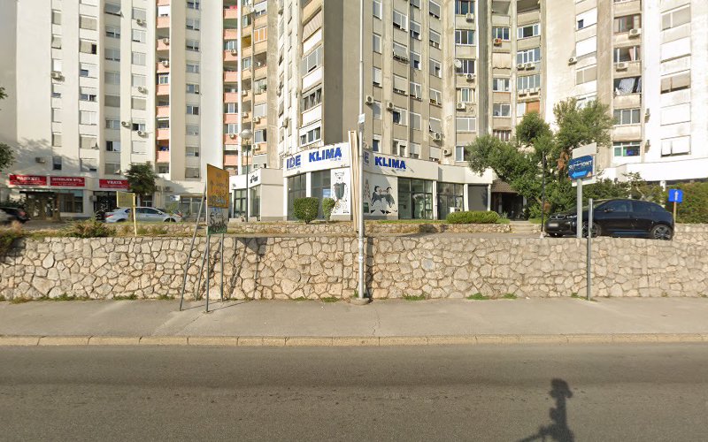 thumbnailpanoidoYWZTkwVpeIUknBTbPX0Twcb_clientsearch.gws-prod.gpsw800h500yaw19.49343pitch0thumbfov100.jpeg
