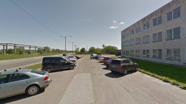 Vana-Narva maantee 26 Parking